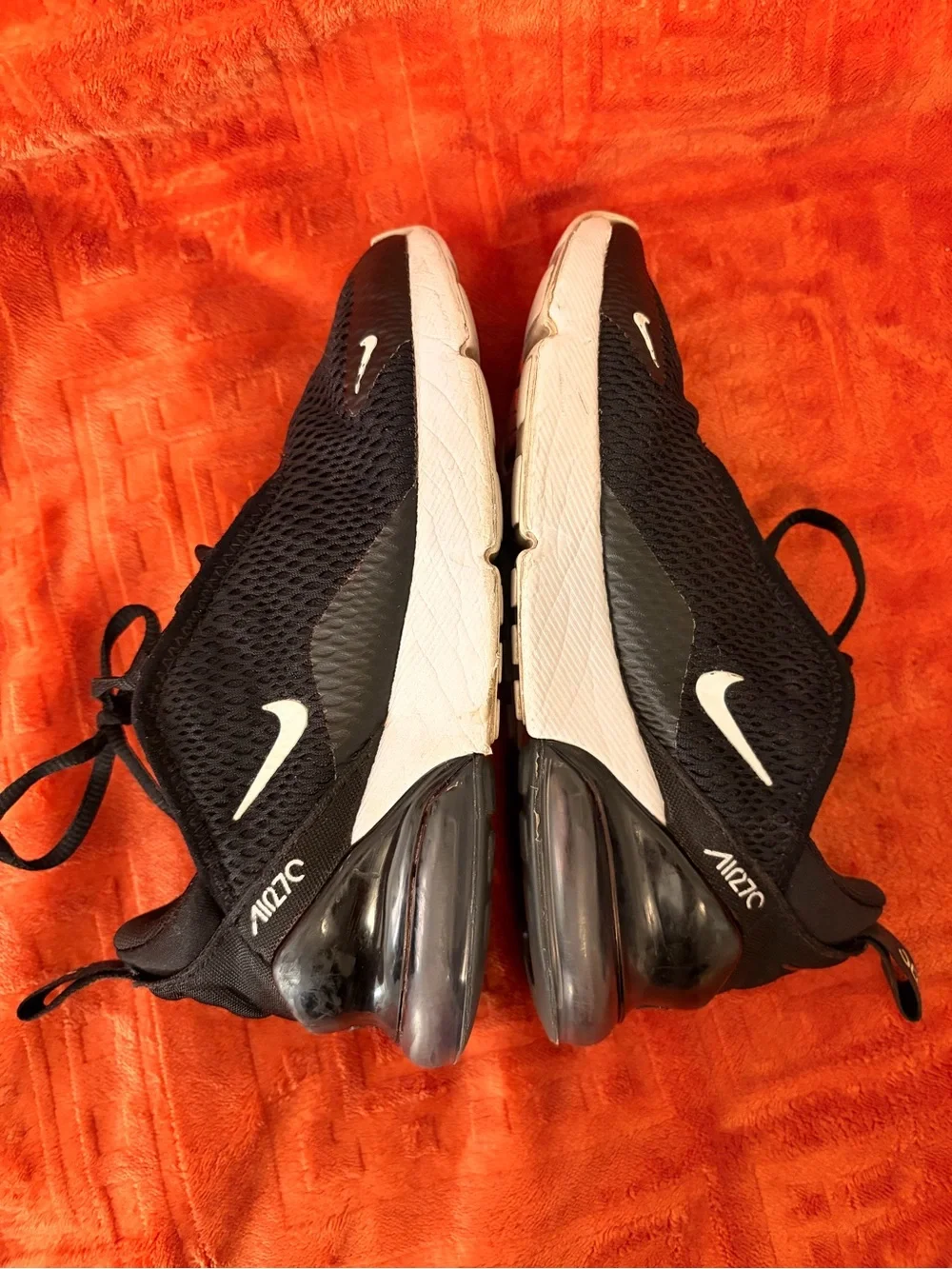 Nike Kids Black and White Air Max 270